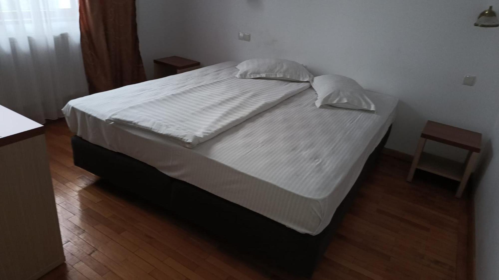 Hotel Posada Râmnicu Vâlcea Esterno foto